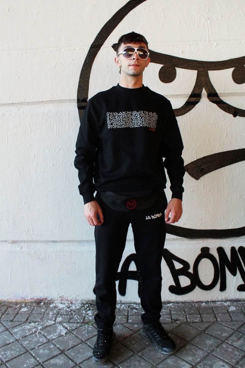 SUDADERA CREW NEGRA