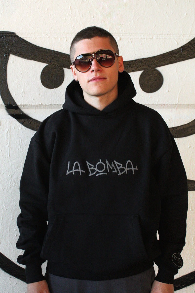 HOODIE OVERSIZED NEGRA