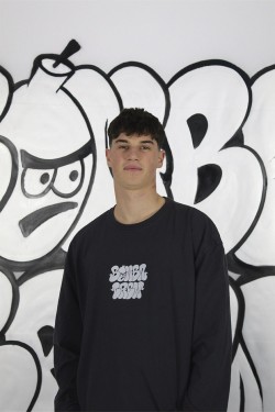 CAMISETA OVERSIZED GRIS