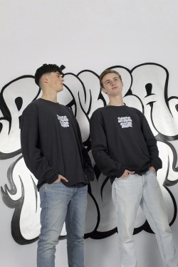 CAMISETA OVERSIZED GRIS